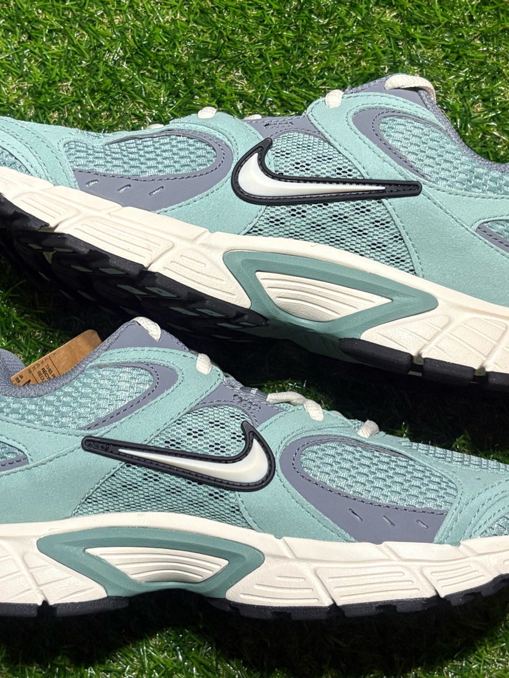 Nike Women’s Mint Green and Gray Mesh Running Sneakers